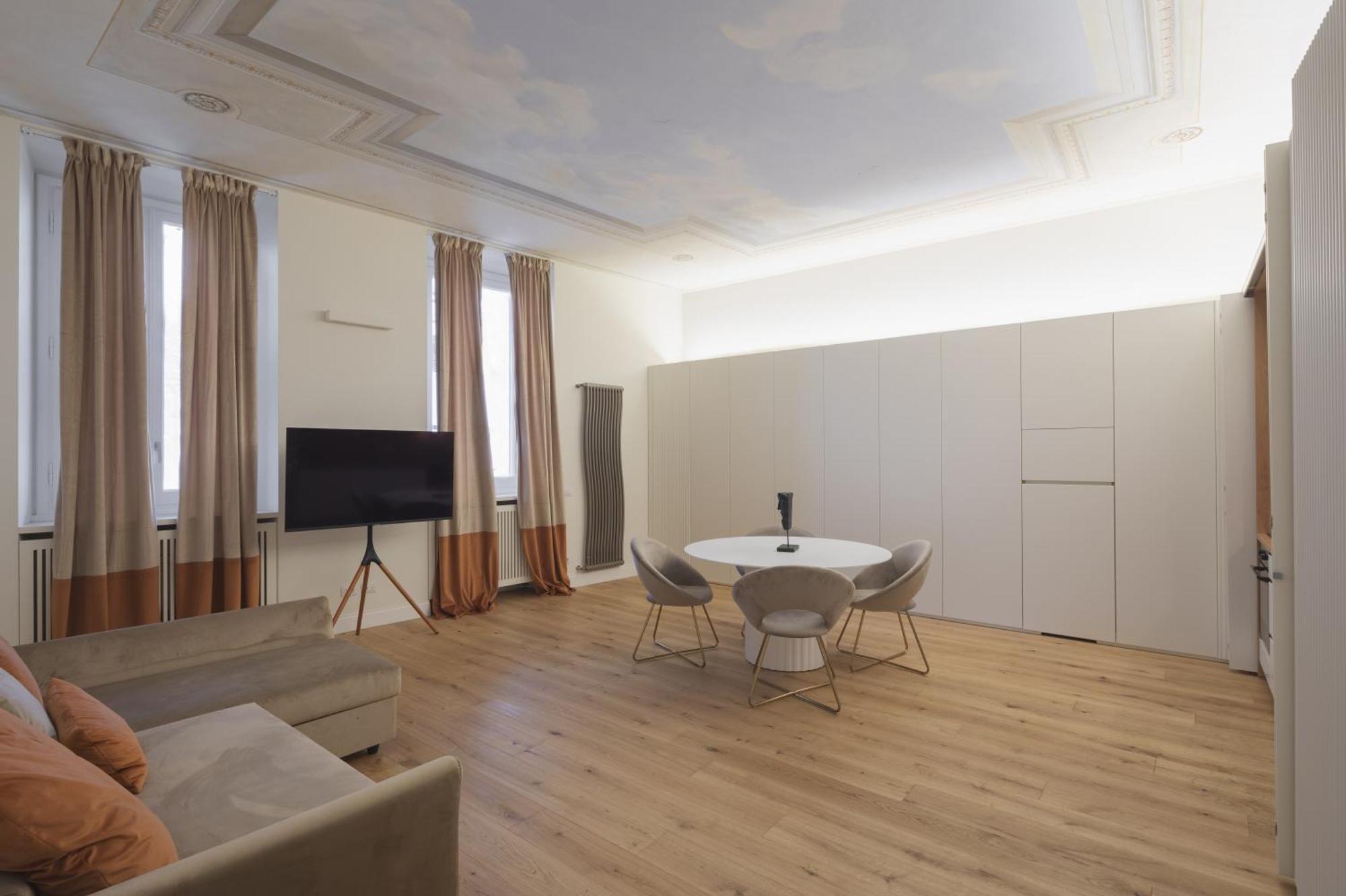Torre Capranica — Photos 2
